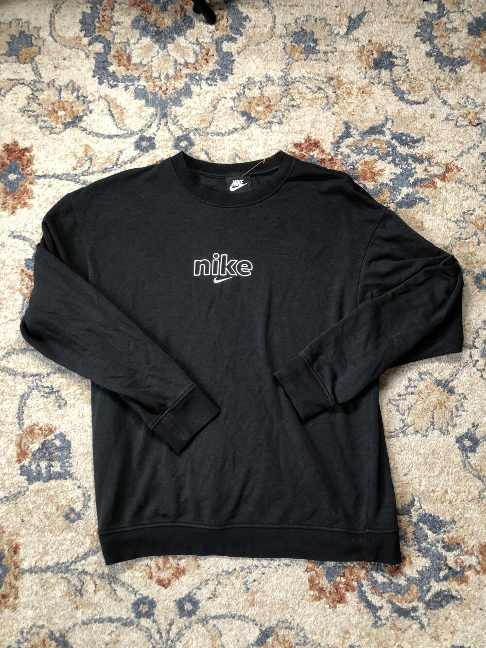 Nike Shirt Mens Medium Crewneck Pullover Swoosh Embroidered Athletic